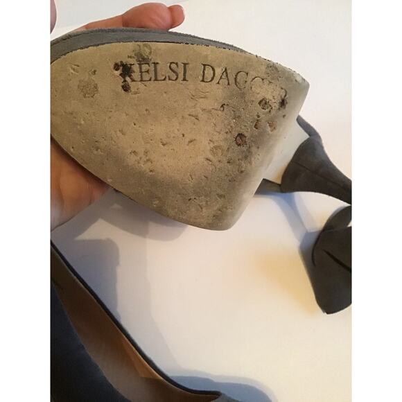 KELSI DAGGER GREY SUEDE PLATFORM BOW 8M - Picture 11 of 12